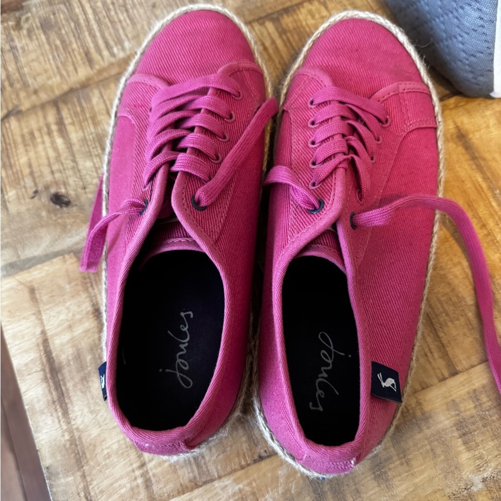 Joules Size 7 hot pink sneakers never worn